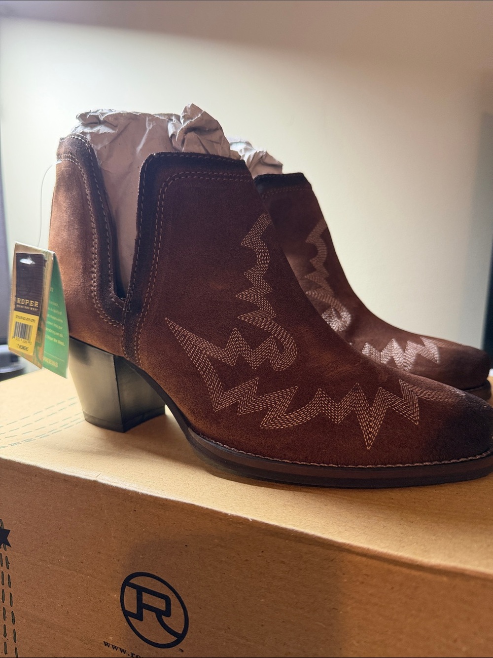 Roper Brown Suede Western Embroidered Ankle Boots Brand New in Box